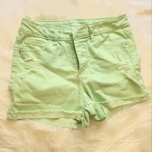 No boundaries High rise button fly shorts